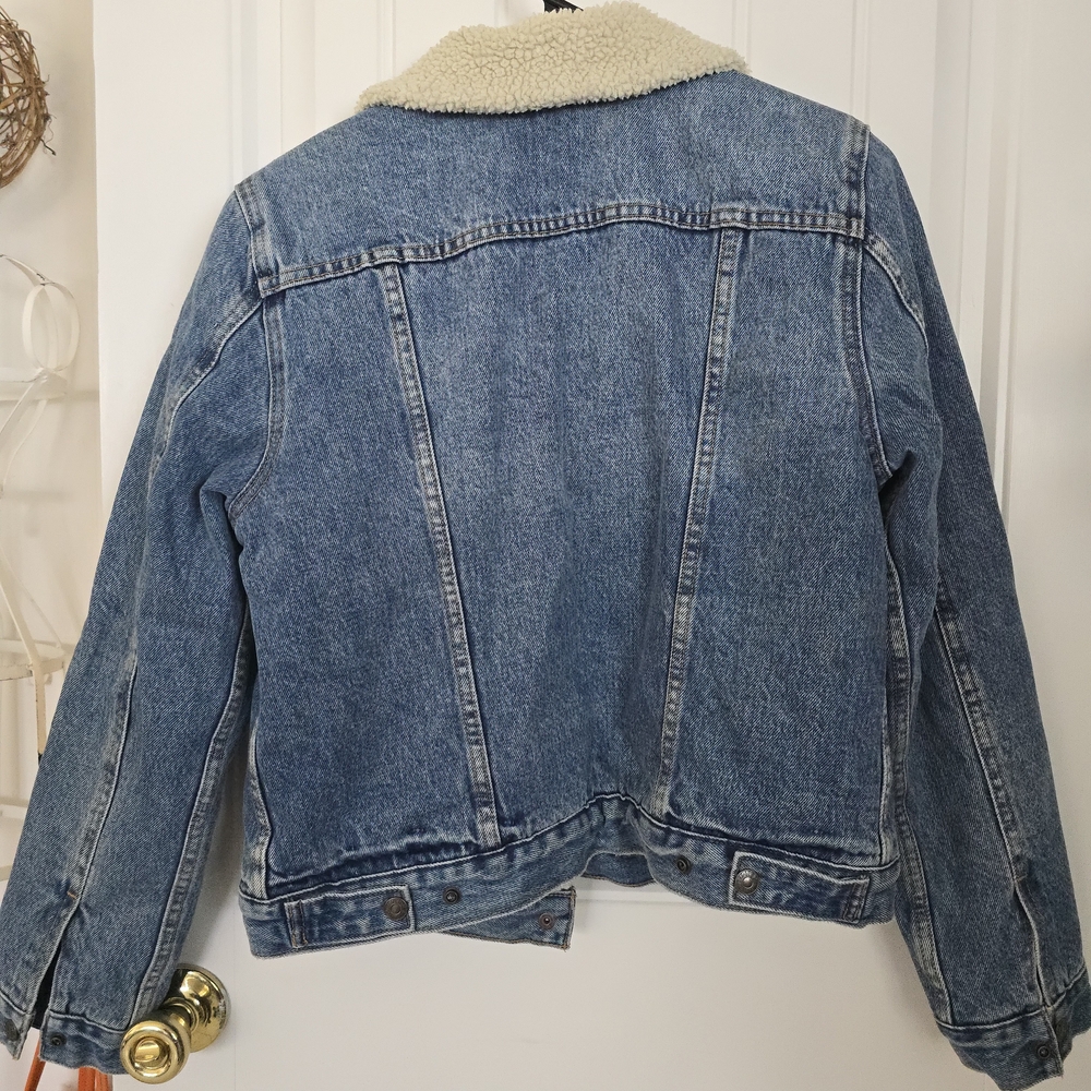 Levis Trucker Jacket - Picture 5 of 5